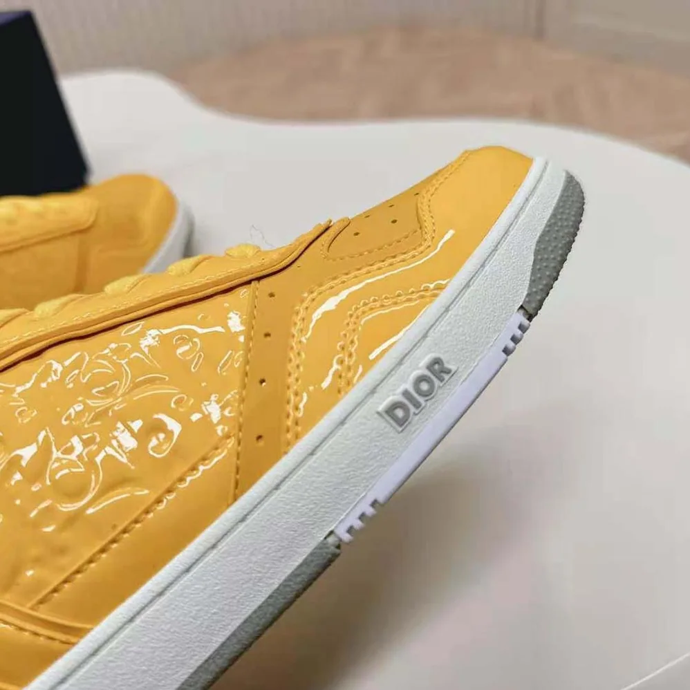 Dior B27 Low-top Sneaker Yellow Patent Calfskin and Dior Oblique Gravity Leather for Men Dior B27 Low-top Sneaker Yellow Patent Calfskin and Dior Oblique Gravity Leather for Men