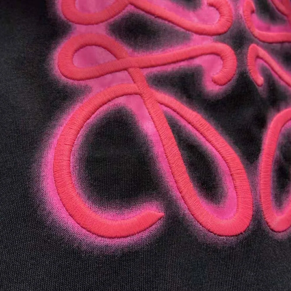 Loewe LOEWE Neon T-shirt in Cotton for Women in Black/Pink