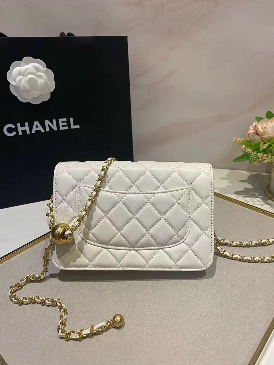 Chanel Woc Wallet On Chain Pink / Chanel Woc Wallet On Chain Pink /