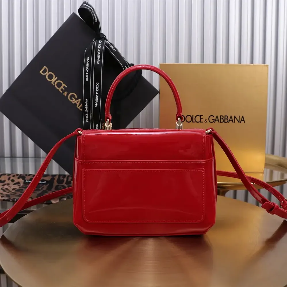 Dolce Gabbana D&G DG Logo Bag Top-handle Bag for Women in Red Dolce Gabbana D&G DG Logo Bag Top-handle Bag for Women in Red