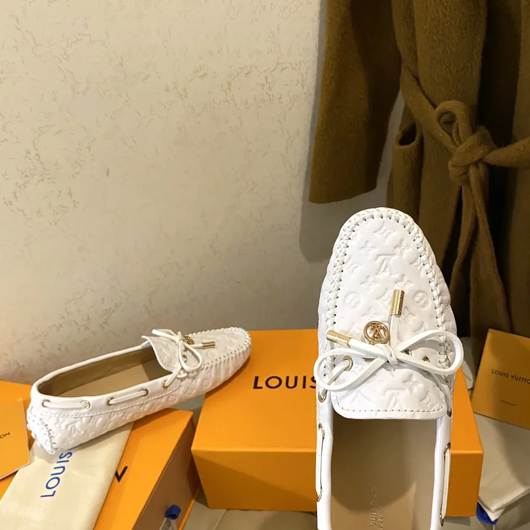 Louis Vuitton Gloria Flat Loafer White