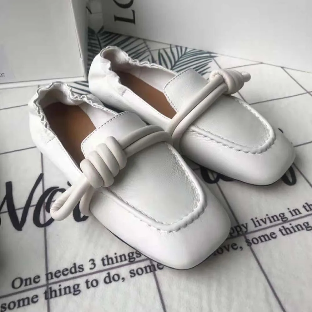 Loewe Flamenco Slipper in Lambskin for Women in White