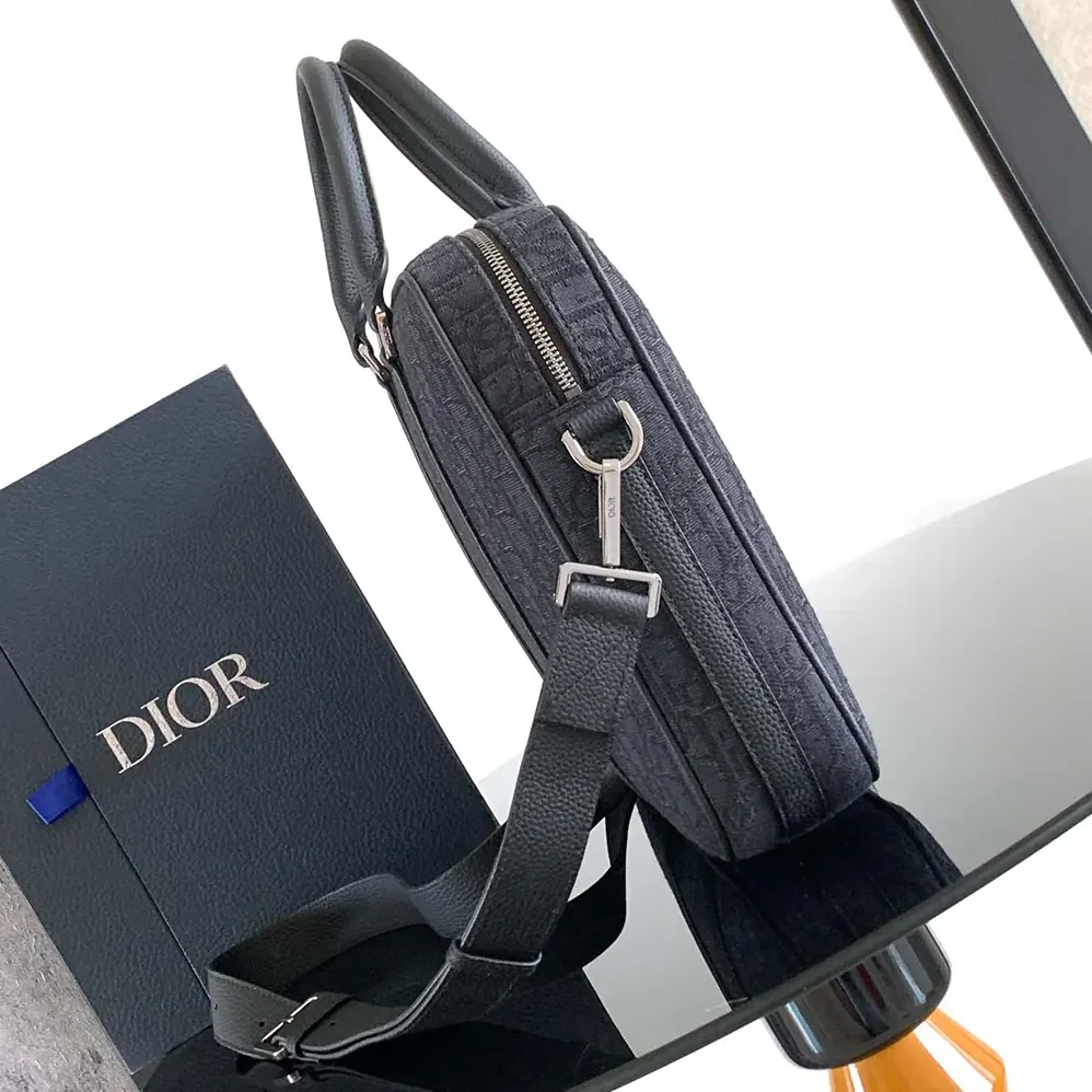 Dior Zipped Briefcase Black Dior Oblique Jacquard and Black Grained Calfskin for Men Dior Zipped Briefcase Black Dior Oblique Jacquard and Black Grained Calfskin for Men