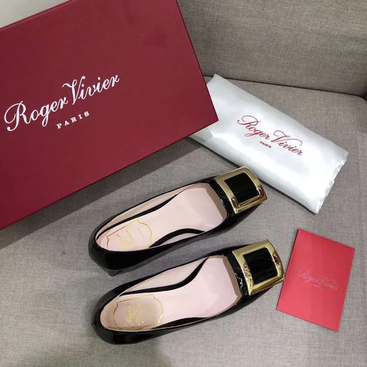 Roger Vivier Tres Vivier Ballerinas 2.54 cm Heel for Women in Black Roger Vivier Tres Vivier Ballerinas 2.54 cm Heel for Women in Black