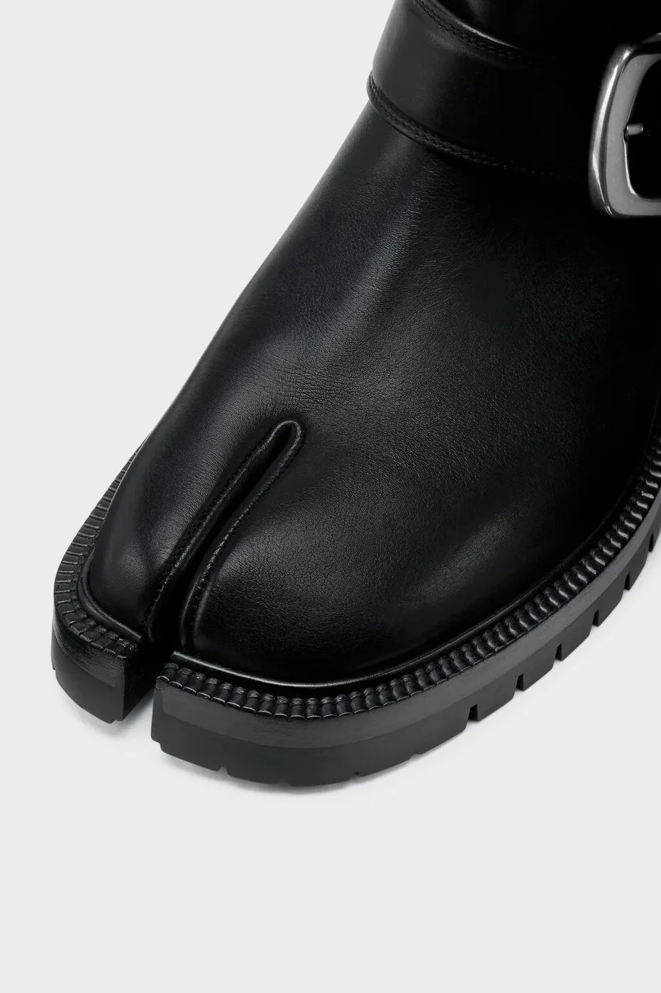 Maison Margiela Tabi Country Knee High Boots Black S58WW0162P3292H8396 Maison Margiela Tabi Country Knee High Boots Black S58WW0162P3292H8396