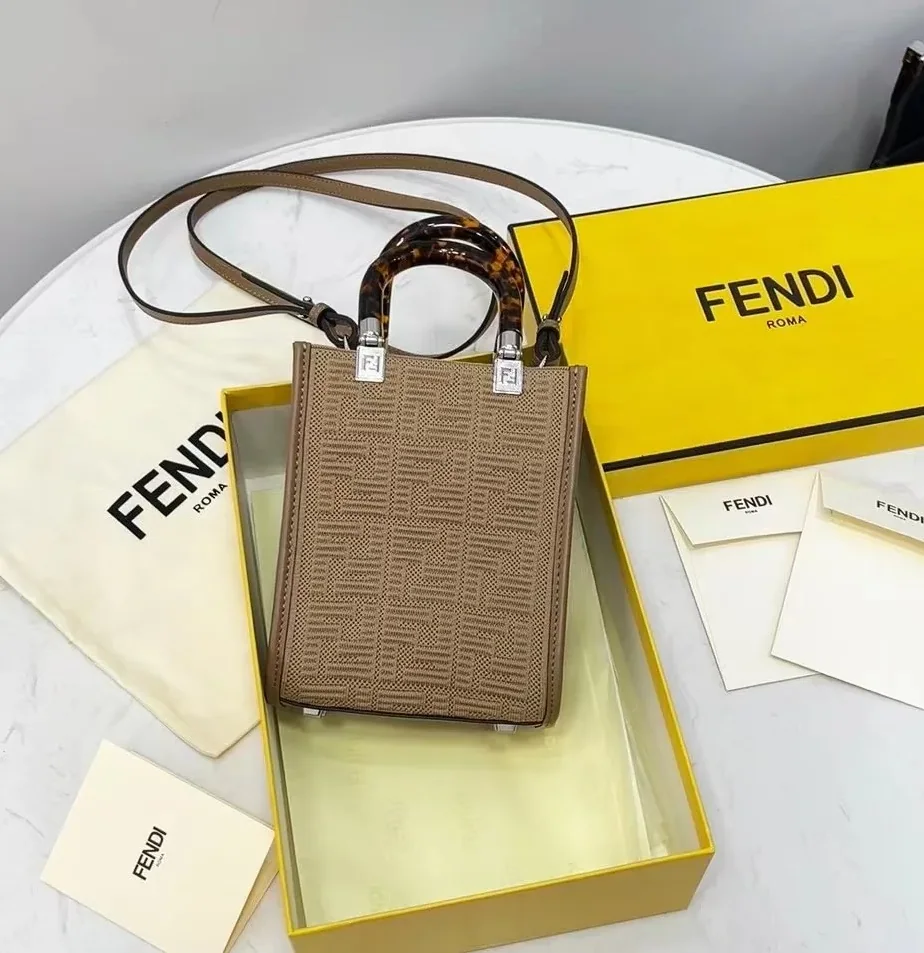 Fendi Mini Sunshine Shopper Beige