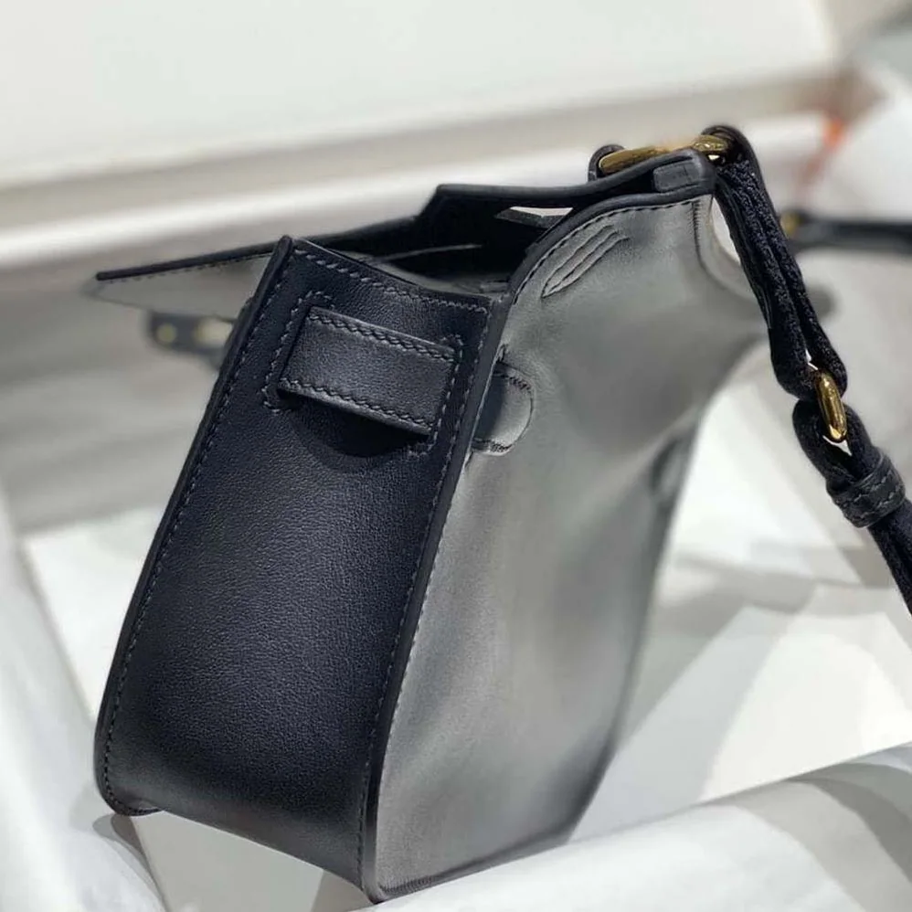 Hermes Jyspiere in Evercolor Leather for Women in Black/Gold