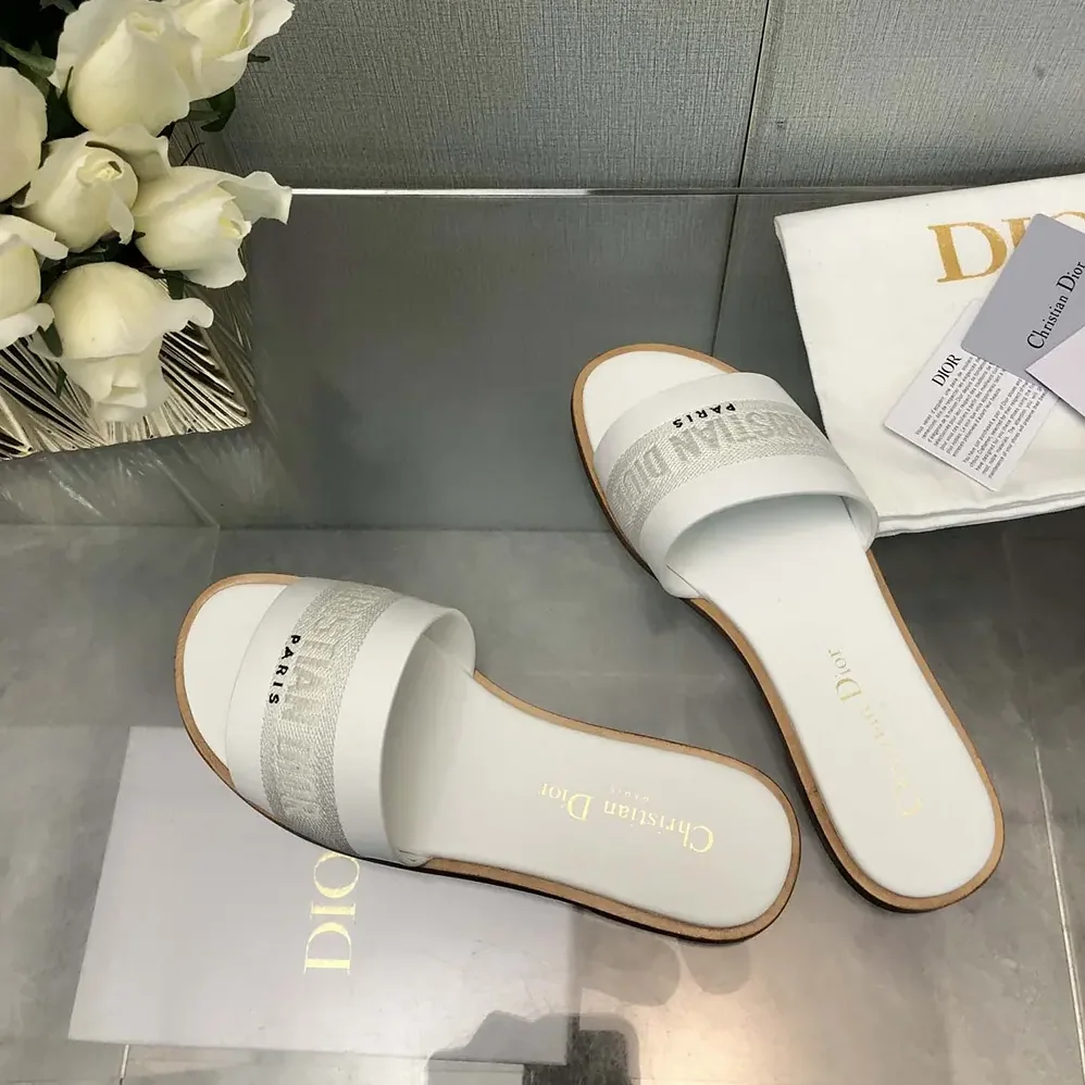 Dior Dway Slide White Calfskin and Embroidered Cotton for Women Dior Dway Slide White Calfskin and Embroidered Cotton for Women