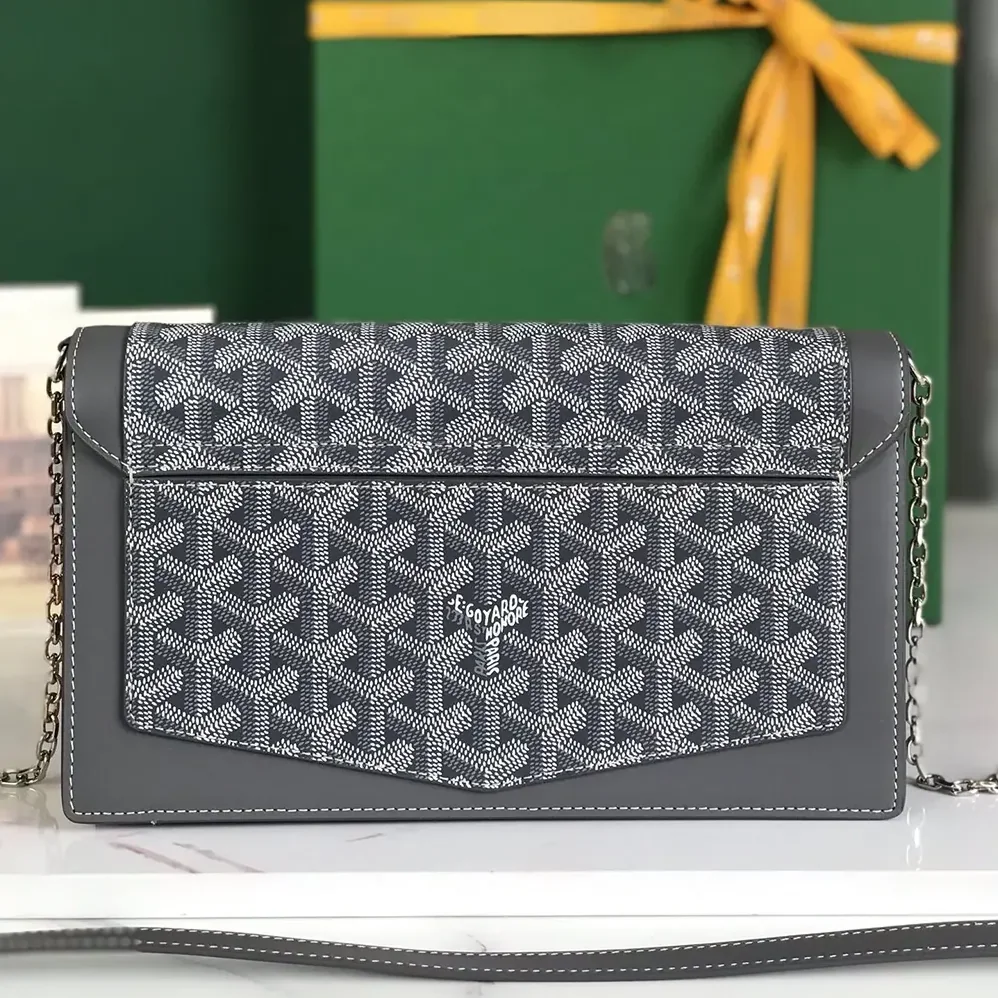 Goyard Duchesse Marie Caroline Bag for Unisex in Grey Goyard Duchesse Marie Caroline Bag for Unisex in Grey