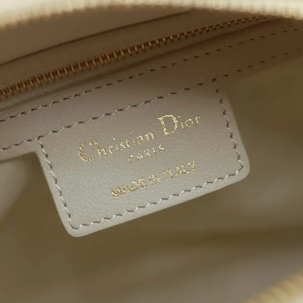 Dior Groove 25 Bag Dusty Ivory Macrocannage Calfskin for Women