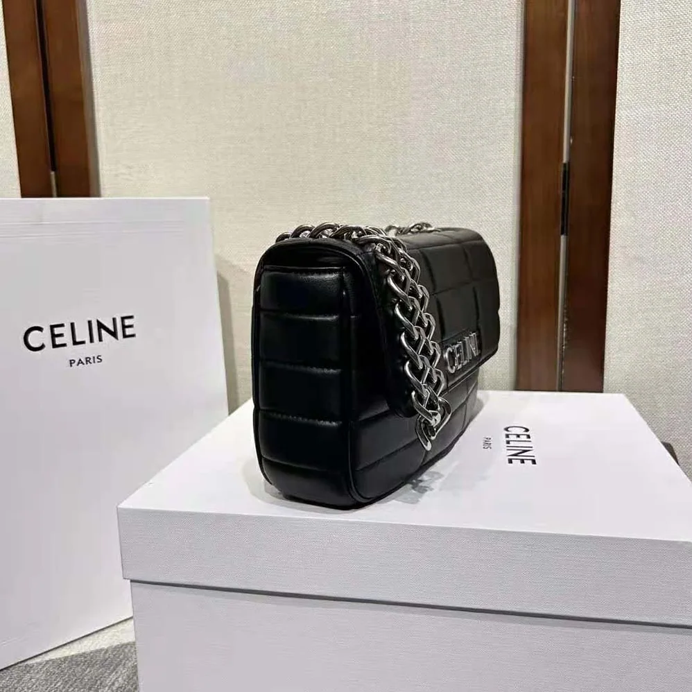 Celine Chain Shoulder Bag Matelasse Monochrome Celine in Quilted Goatskin for Women in Silver Celine Chain Shoulder Bag Matelasse Monochrome Celine in Quilted Goatskin for Women in Silver