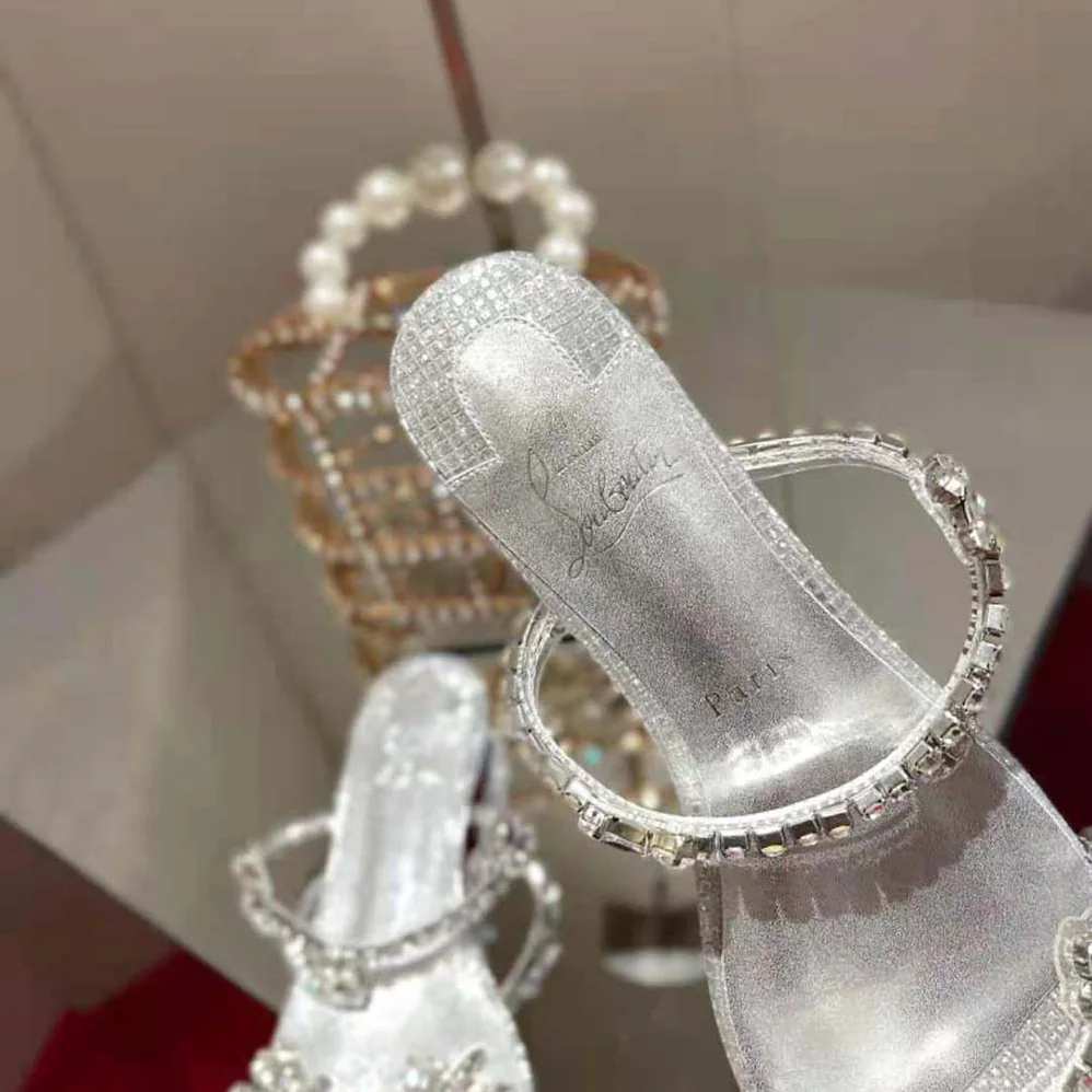 Christian Louboutin Just Queenie Mule Shows off a Minimalist Style for Women Christian Louboutin Just Queenie Mule Shows off a Minimalist Style for Women