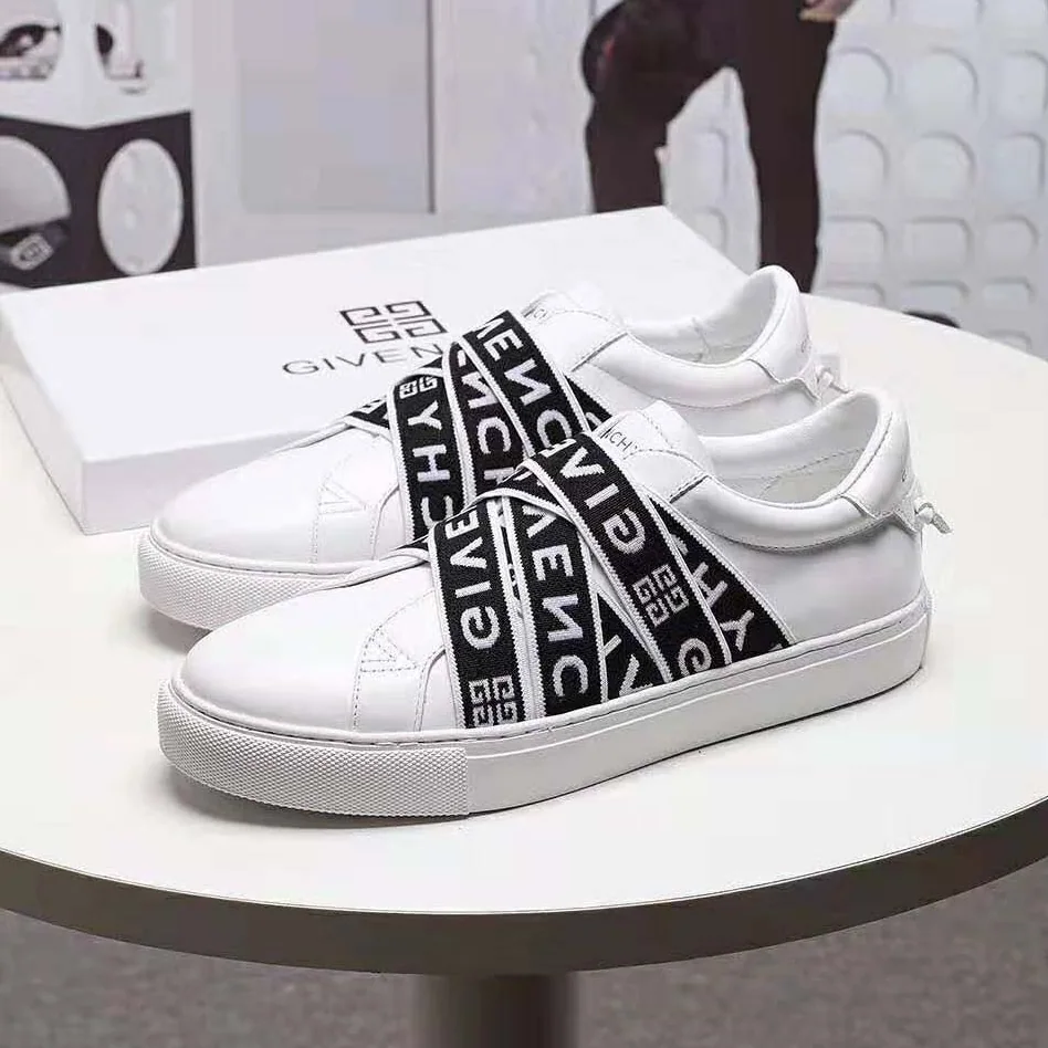 Givenchy Givenchy 4G Webbing Sneakers in Leather for Women in White Givenchy Givenchy 4G Webbing Sneakers in Leather for Women in White