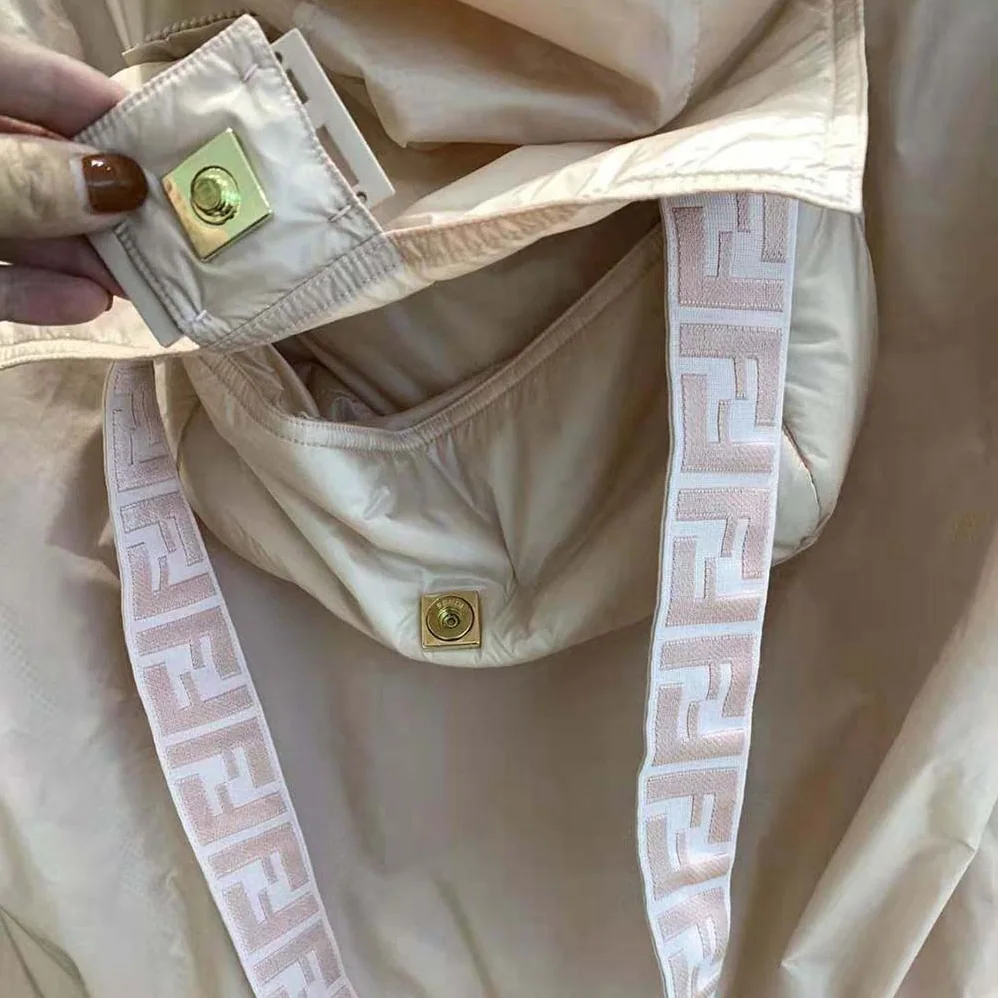 Fendi Pink Nylon Windbreaker for Women in Pink Fendi Pink Nylon Windbreaker for Women in Pink