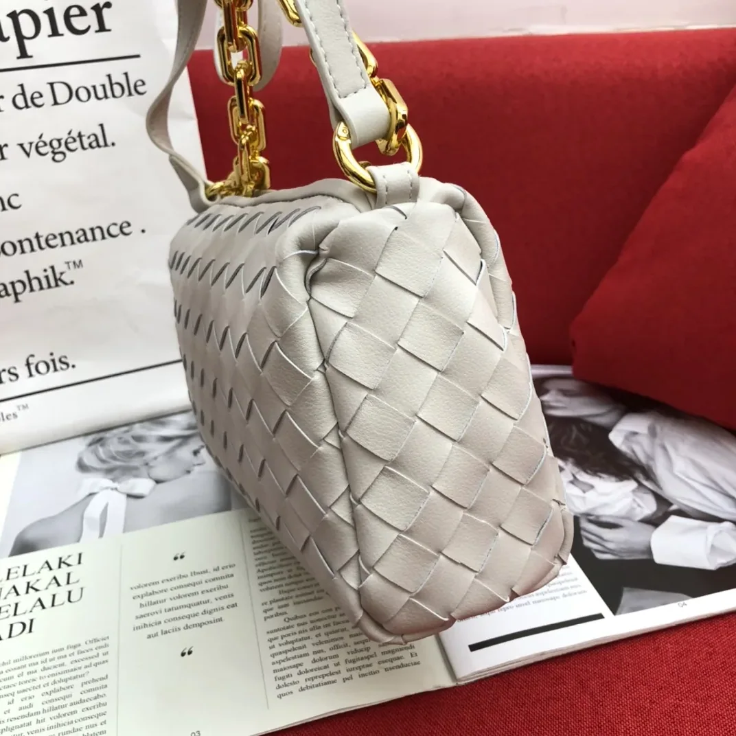 Bottega Veneta Crossbody Bag White Bottega Veneta Crossbody Bag White