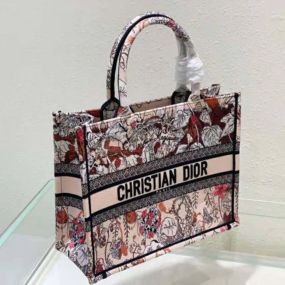 Dior Medium Dior Book Tote Powder Pink Dior Jardin Magique Embroidery for Women Dior Medium Dior Book Tote Powder Pink Dior Jardin Magique Embroidery for Women