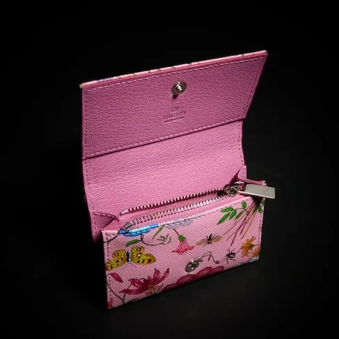 Gucci Flora Motif Bi Fold Card Case in Pink/ Multicolor Palladium Hardware Gucci Flora Motif Bi Fold Card Case in Pink/ Multicolor Palladium Hardware
