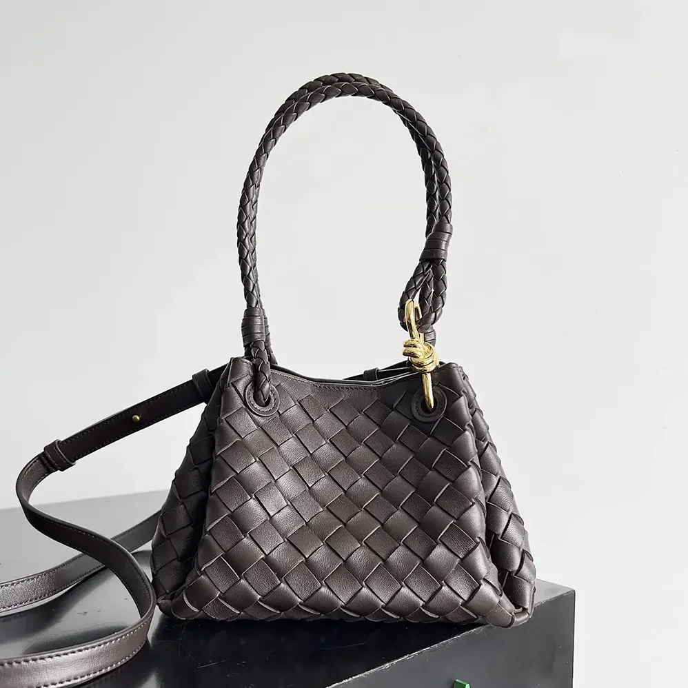 Bottega Veneta Small Andiamo Parachute for Women in Black Bottega Veneta Small Andiamo Parachute for Women in Black