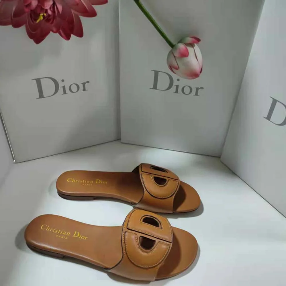 Dior D for Women in club Slide Camel Calfskin Dior D for Women in club Slide Camel Calfskin