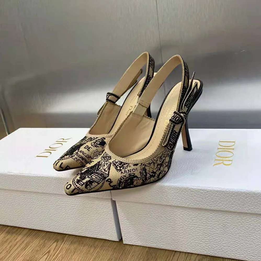 Dior J'Adior Slingback Pump Black and Beige Cotton Embroidered with Plan de Paris Motif for Women Dior J'Adior Slingback Pump Black and Beige Cotton Embroidered with Plan de Paris Motif for Women