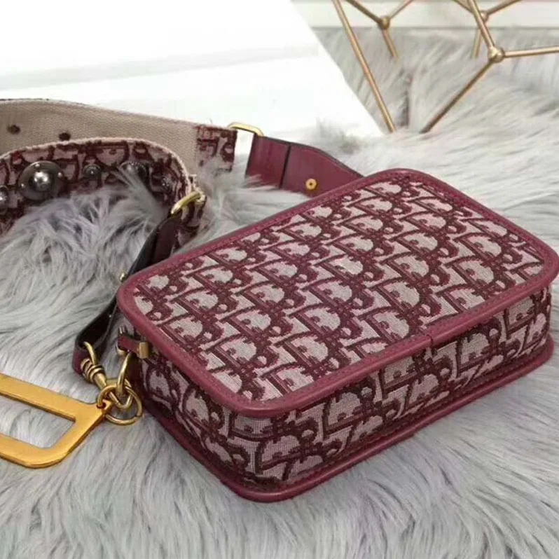 Dior Diorquake Clutch in Burgundy Canvas for Women in Carmine