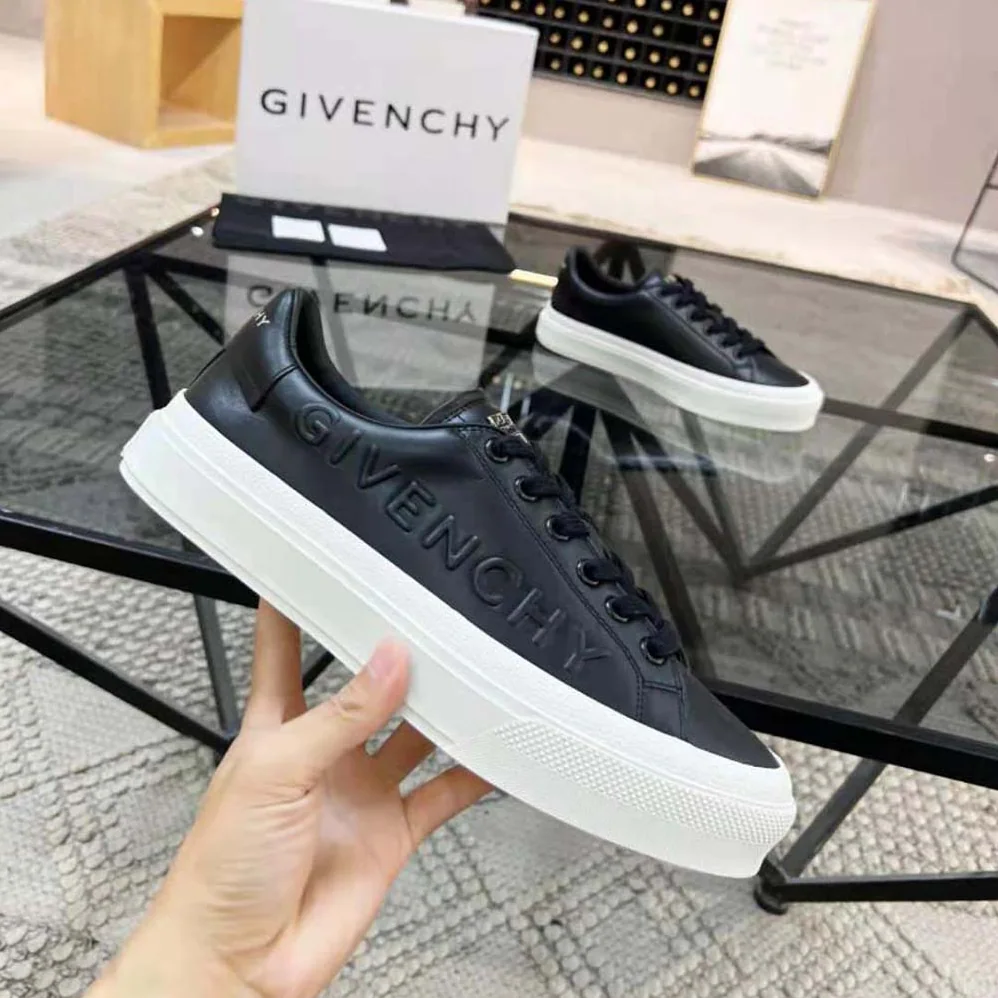 Givenchy City Sport Sneakers in GIVENCHY Leather for Men in Black Givenchy City Sport Sneakers in GIVENCHY Leather for Men in Black