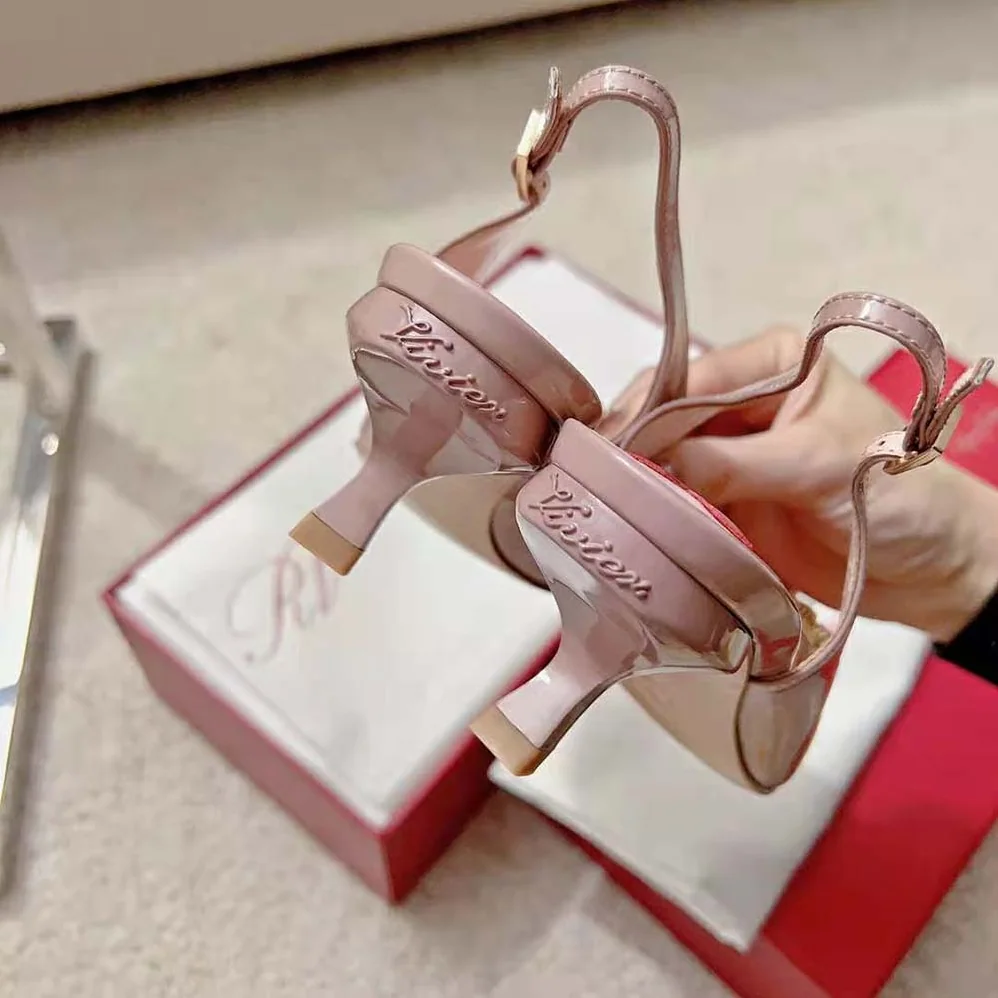 Roger Vivier Virgule Strass Buckle Slingback Pumps in Patent Leather for Women