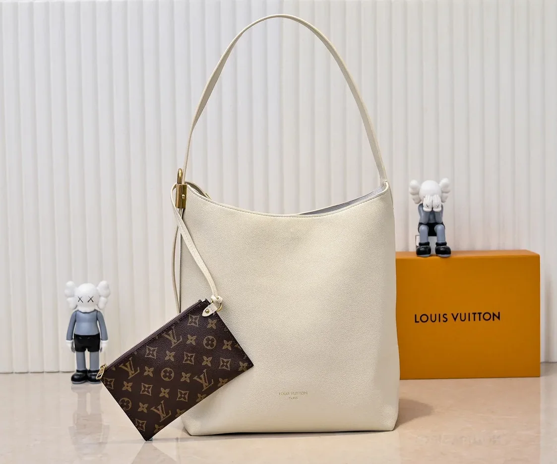 Louis Vuitton Low Key Hobo MM Beige / Louis Vuitton Low Key Hobo MM Beige /