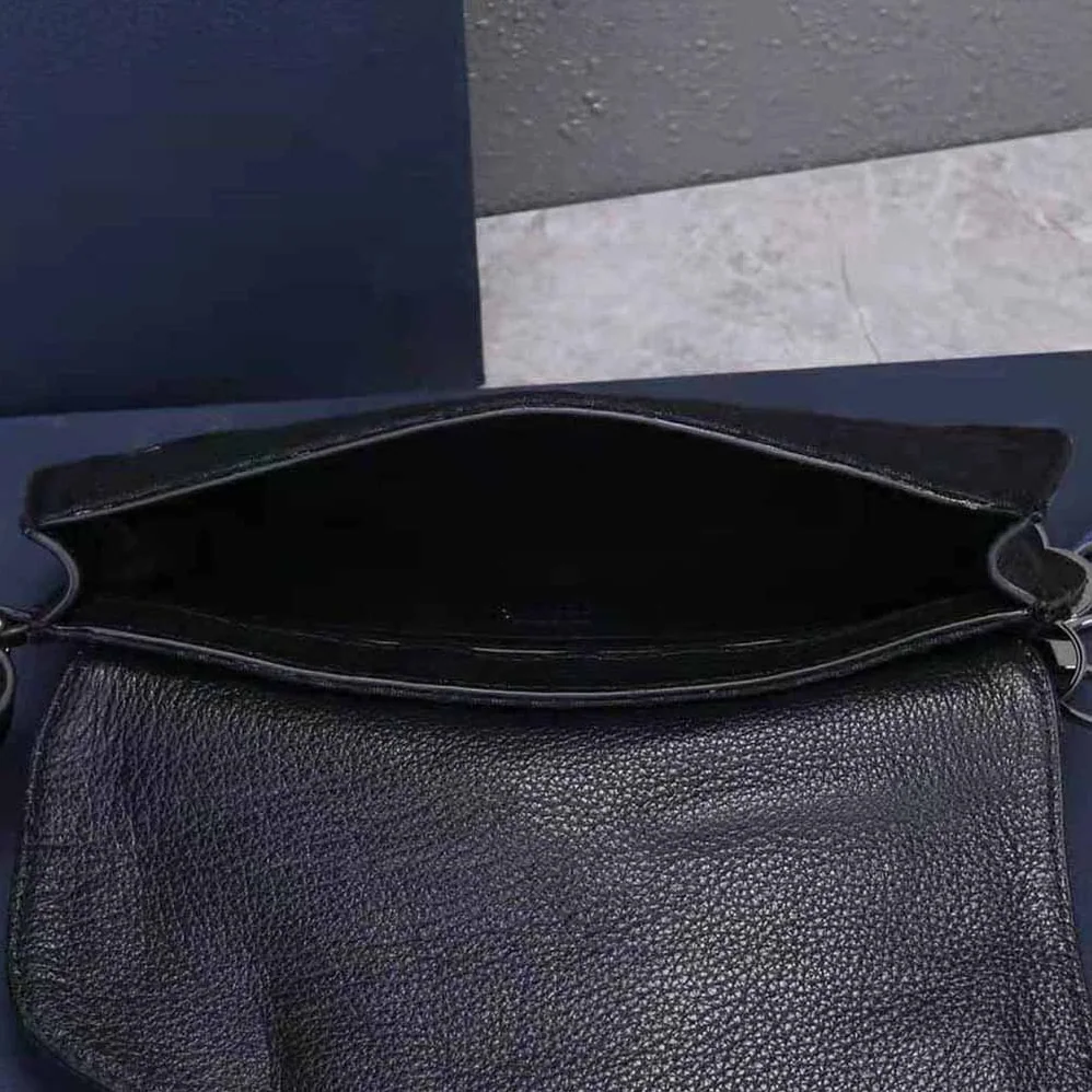 Dior Saddle Pouch Dior Oblique Jacquard for Men in Black Dior Saddle Pouch Dior Oblique Jacquard for Men in Black