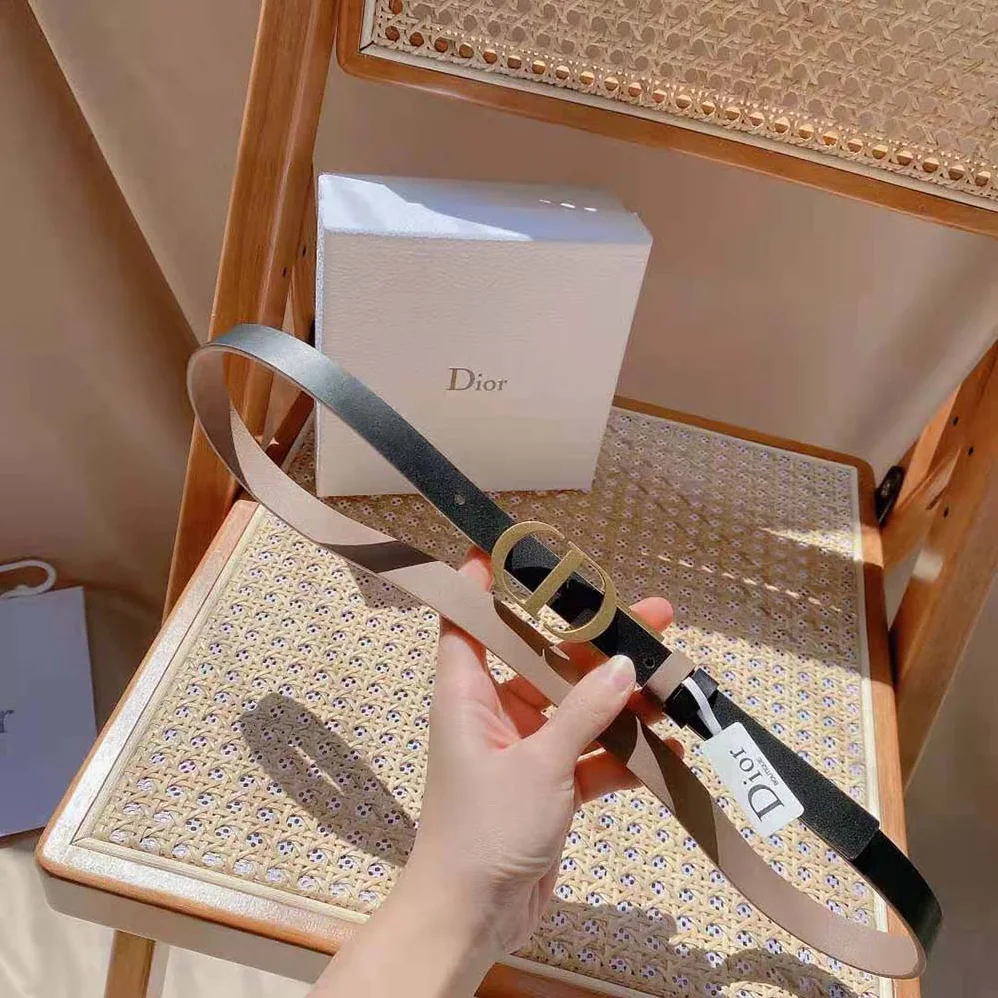 Dior 30 Montaigne Reversible Belt Hazelnut and Black Smooth Calfskin 20 MM for Women Dior 30 Montaigne Reversible Belt Hazelnut and Black Smooth Calfskin 20 MM for Women