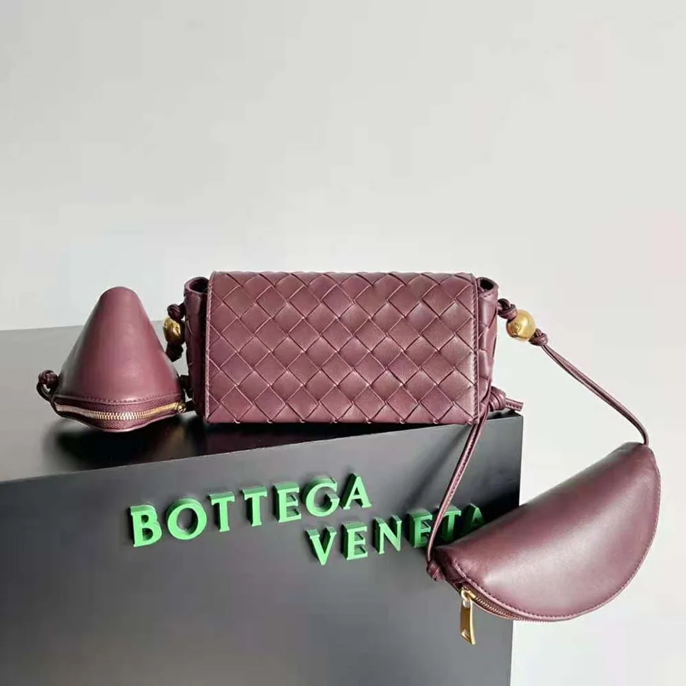 Bottega Veneta Intrecciato Leather Multi Pouch On Strap for Women in Maroon Bottega Veneta Intrecciato Leather Multi Pouch On Strap for Women in Maroon