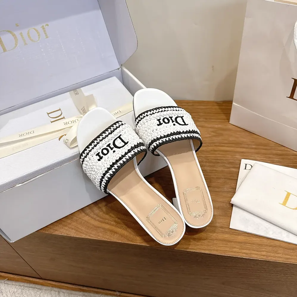 Dior Dioriviera Dior Woven Heeled Slide White Crocheted Raffia for Women in Effect Technical Fabric