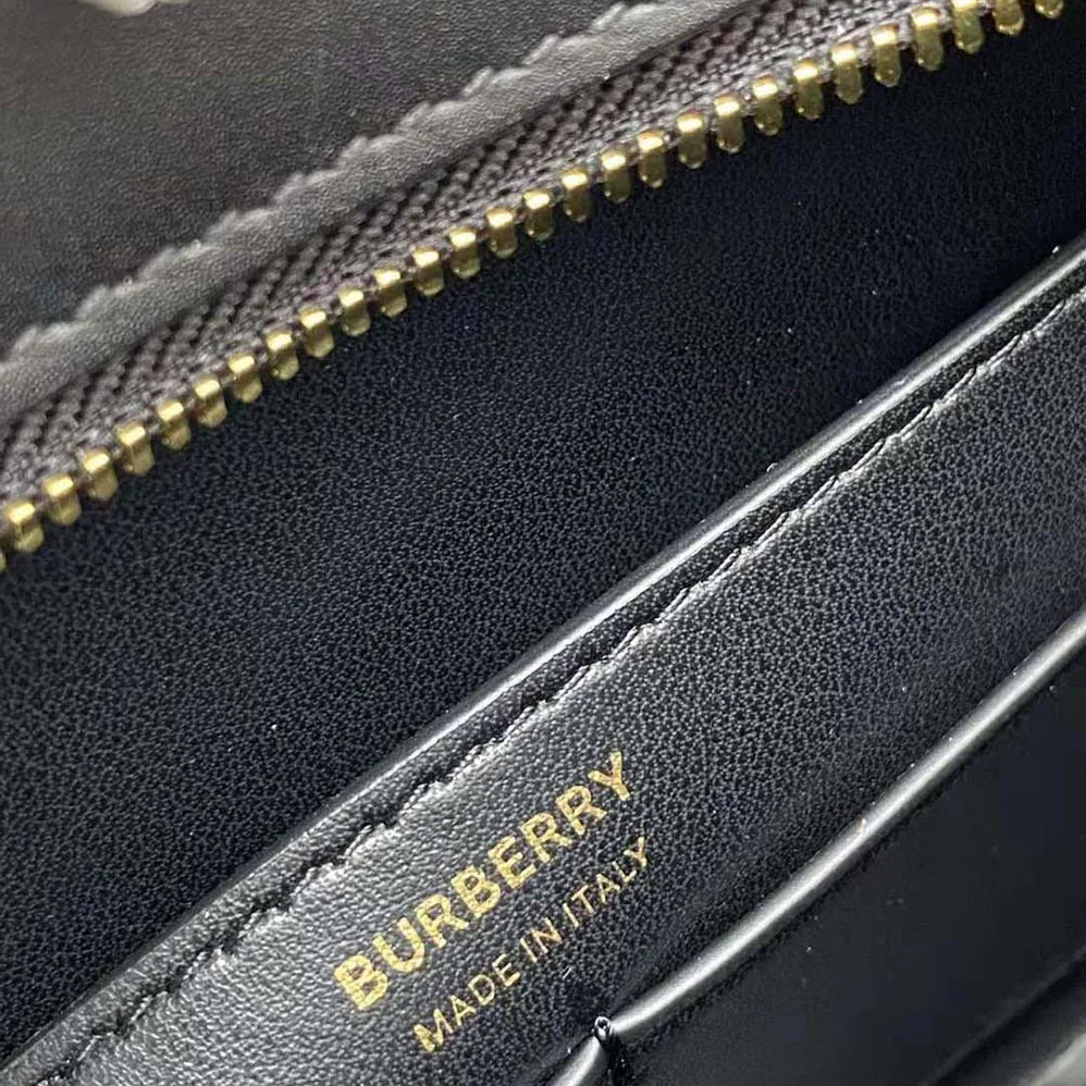Burberry Leather TB Shoulder Bag for Women in Black Burberry Leather TB Shoulder Bag for Women in Black