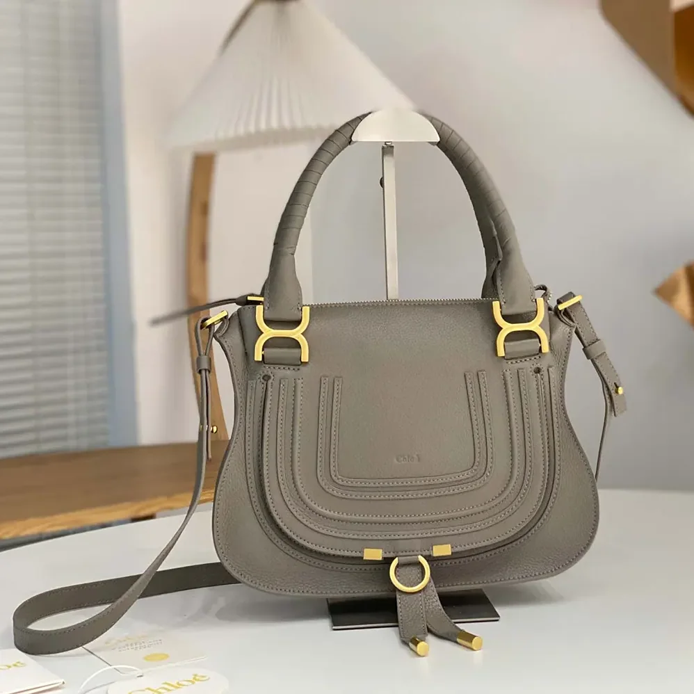 Chloe Small Marcie Bag in Grained Leather for Women in Grey Chloe Small Marcie Bag in Grained Leather for Women in Grey