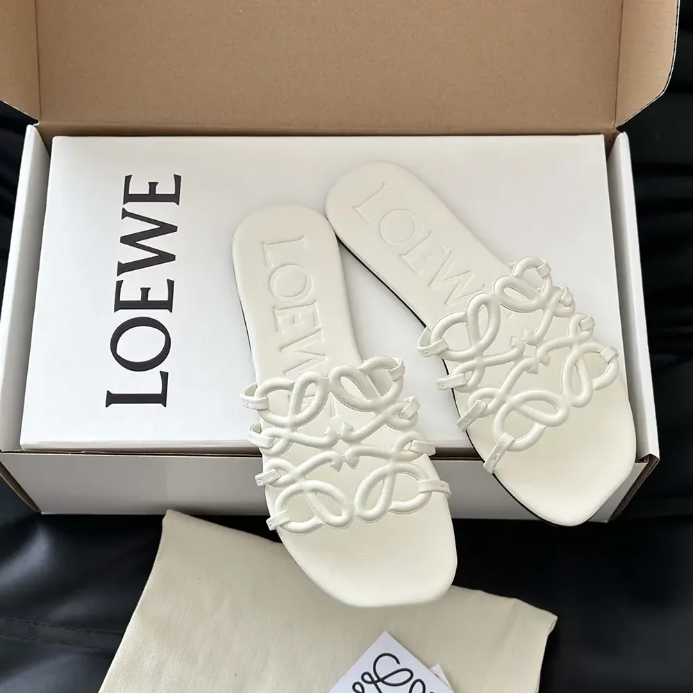 Loewe Petal Anagram Slide in Soft Calfskin for Women in White