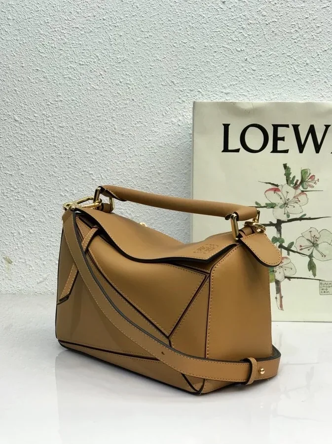 Loewe Small Puzzle Bag Brown /