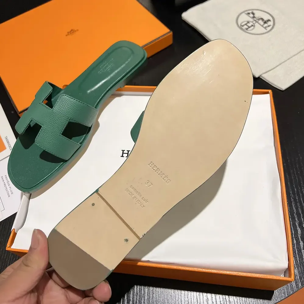Hermes Oran Sandal-Green H202272Z for Women