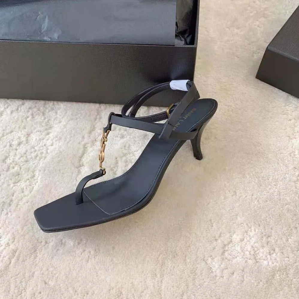 Saint Laurent YSL Cassandra Sandals in Smooth Leather for Women in Black