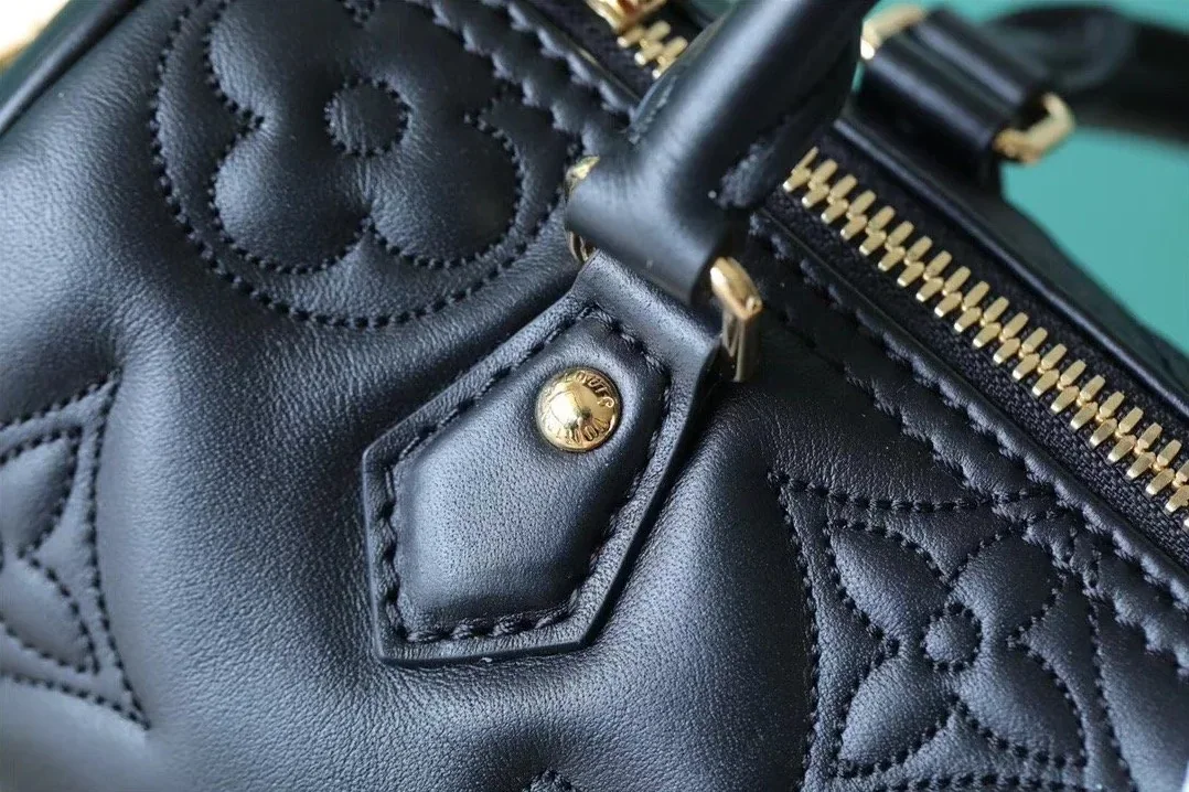Louis Vuitton Papillon BB Bag Classic Monogram Black LV Louis Vuitton Papillon BB Bag Classic Monogram Black LV