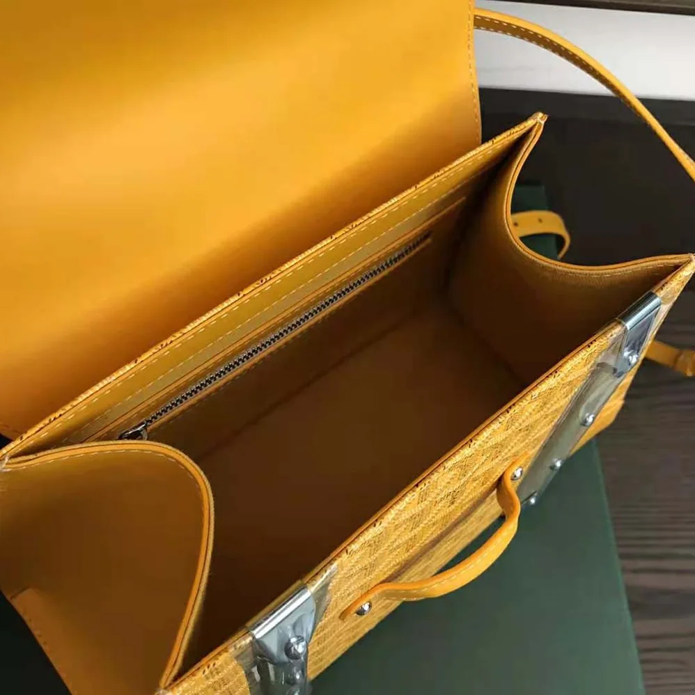 Goyard Sac Saïgon PM in Toile Goyardine & Clamecy Calfskin for Women in Yellow Goyard Sac Saïgon PM in Toile Goyardine & Clamecy Calfskin for Women in Yellow