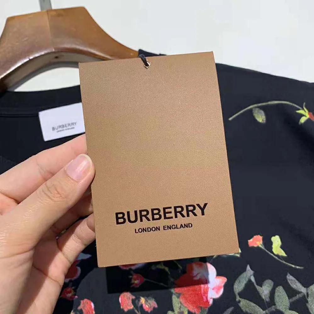 Burberry Rose Print Cotton Oversized T for Men in shirt Burberry Rose Print Cotton Oversized T for Men in shirt
