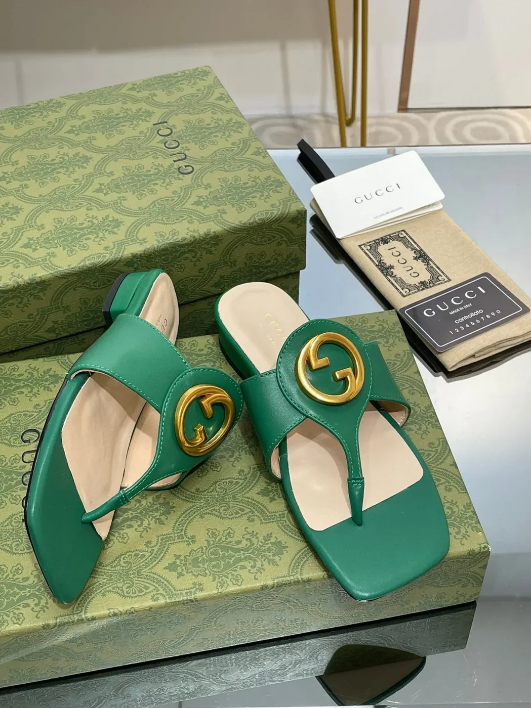 Gucci Blondie Thong Sandal Brown Gucci Blondie Thong Sandal Brown