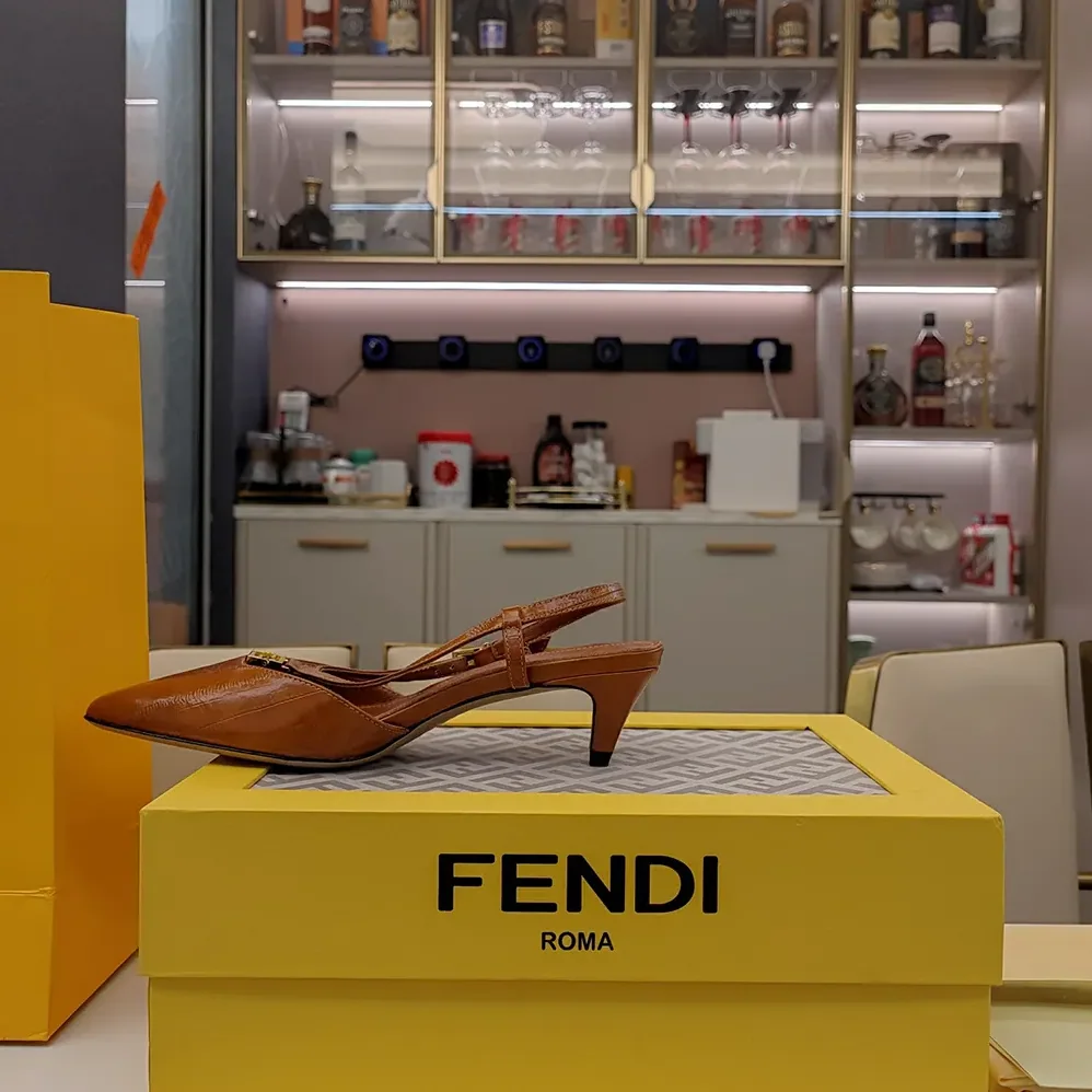 Fendi FFold Beige EEl Leather Low for Women in heeled Slingbacks