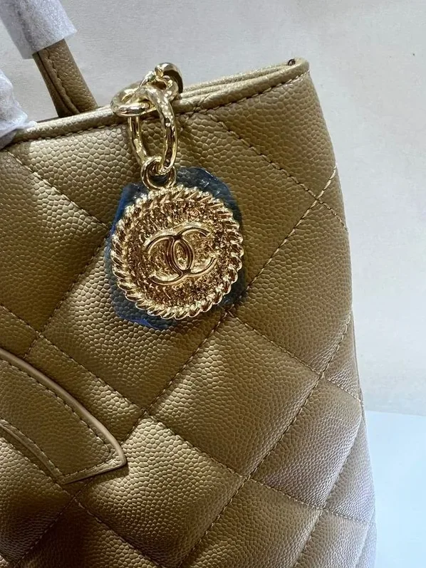 Chanel Medallion Tote Gold Hardware Caviar Yellow /