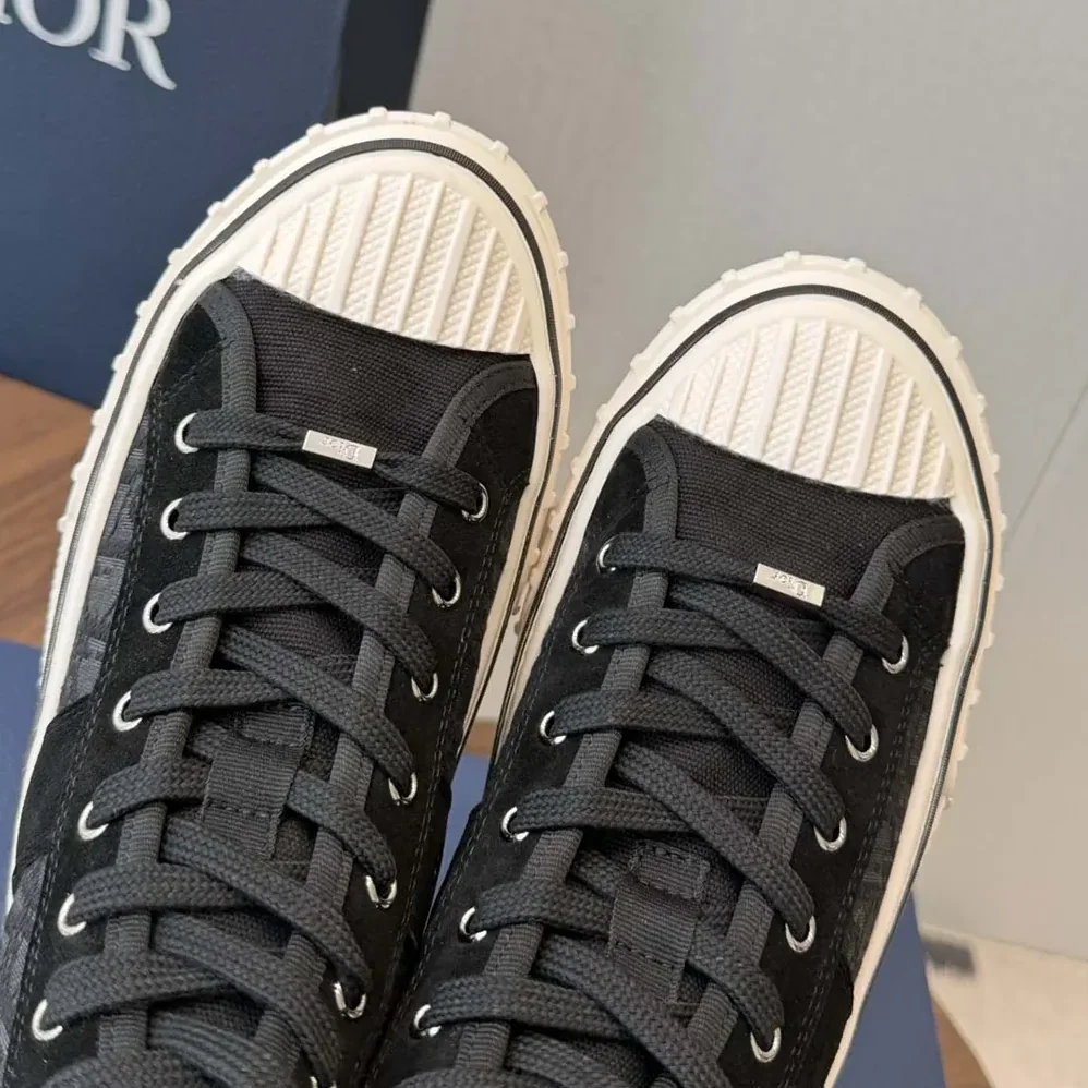 Dior Hooper High-Top Sneaker Black Dior Oblique Jacquard and Black Suede Calfskin for Unisex Dior Hooper High-Top Sneaker Black Dior Oblique Jacquard and Black Suede Calfskin for Unisex