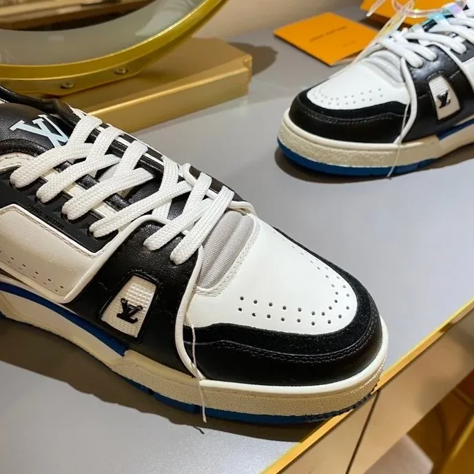 Louis Vuitton Trainer Sneaker Black in White Virgil Abloh Louis Vuitton Trainer Sneaker Black in White Virgil Abloh