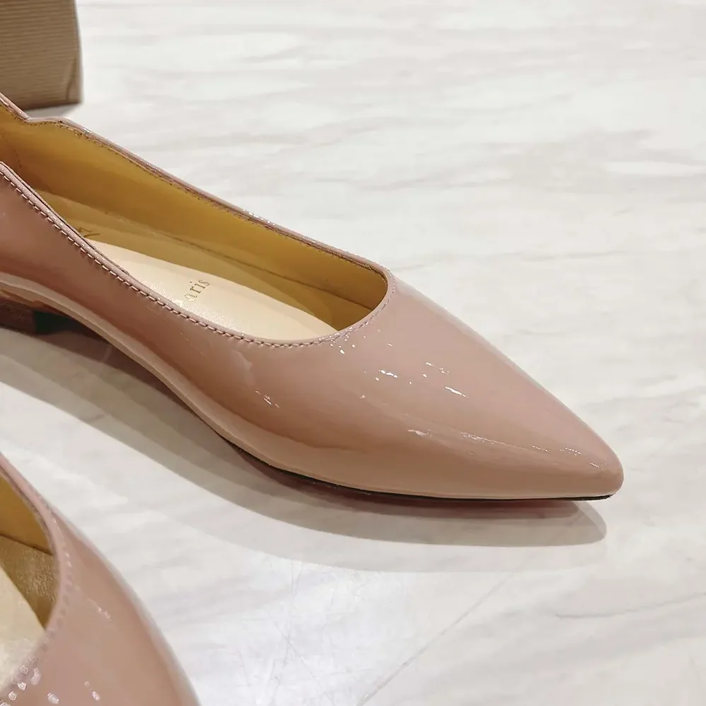 Christian Louboutin Hot Chickita Ballerinas Patent Calf Leather for Women in Sandy Christian Louboutin Hot Chickita Ballerinas Patent Calf Leather for Women in Sandy