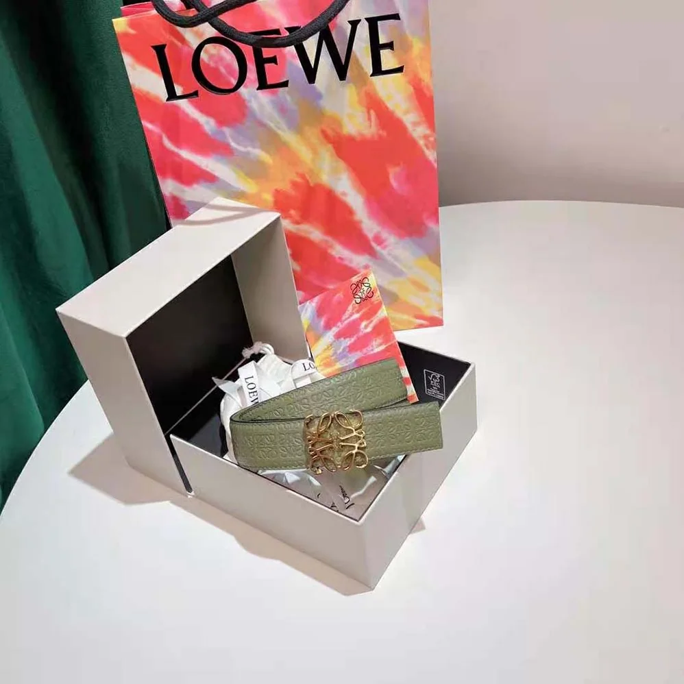 Loewe Anagram Belt in Silk Calfskin for Women in Green