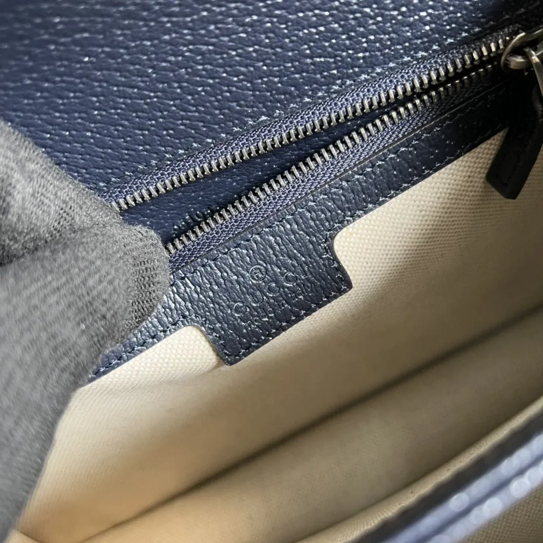 Gucci Ophidia Small Top Handle Bag / Beige Supreme Canvas Silver Hardware Gucci Ophidia Small Top Handle Bag / Beige Supreme Canvas Silver Hardware