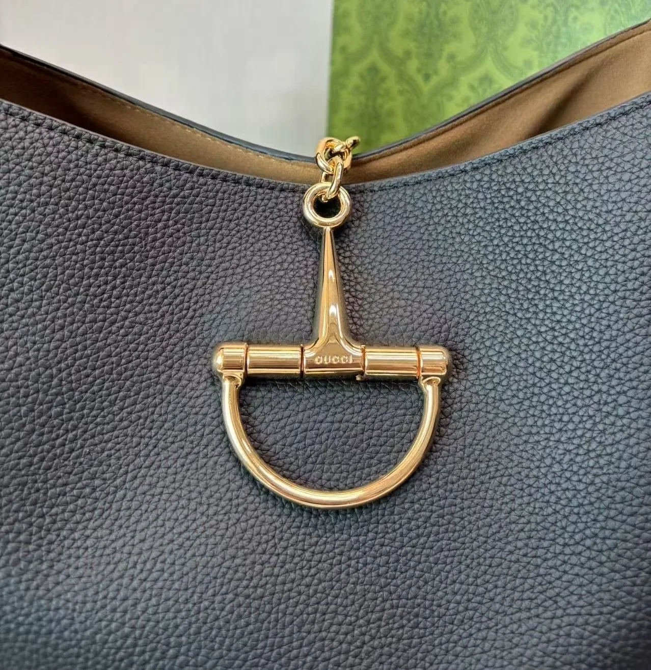 Gucci Softbit Maxi Shoulder Bag Black /